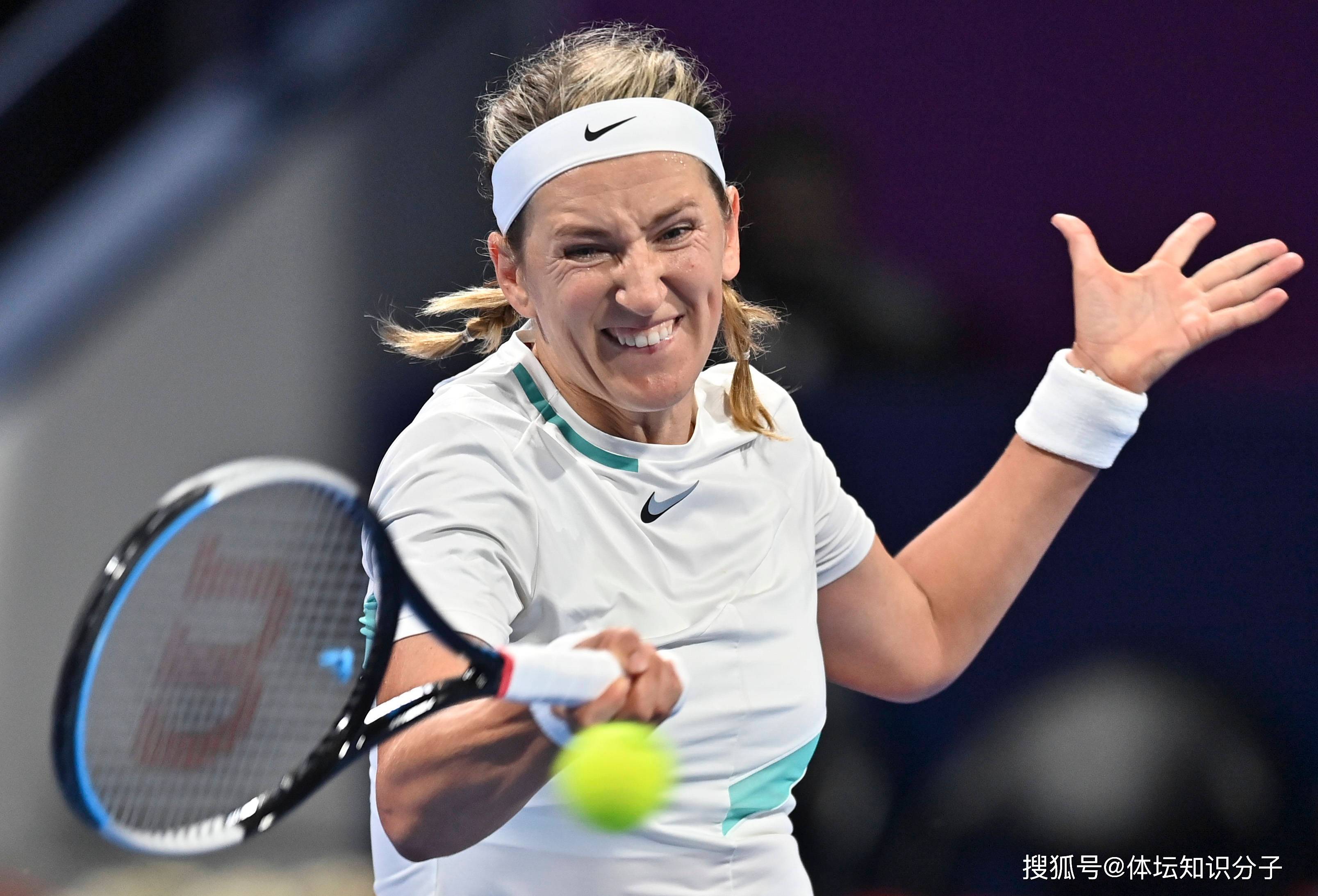 阿扎伦卡意外战胜中国队，刷新纪录引爆全场！