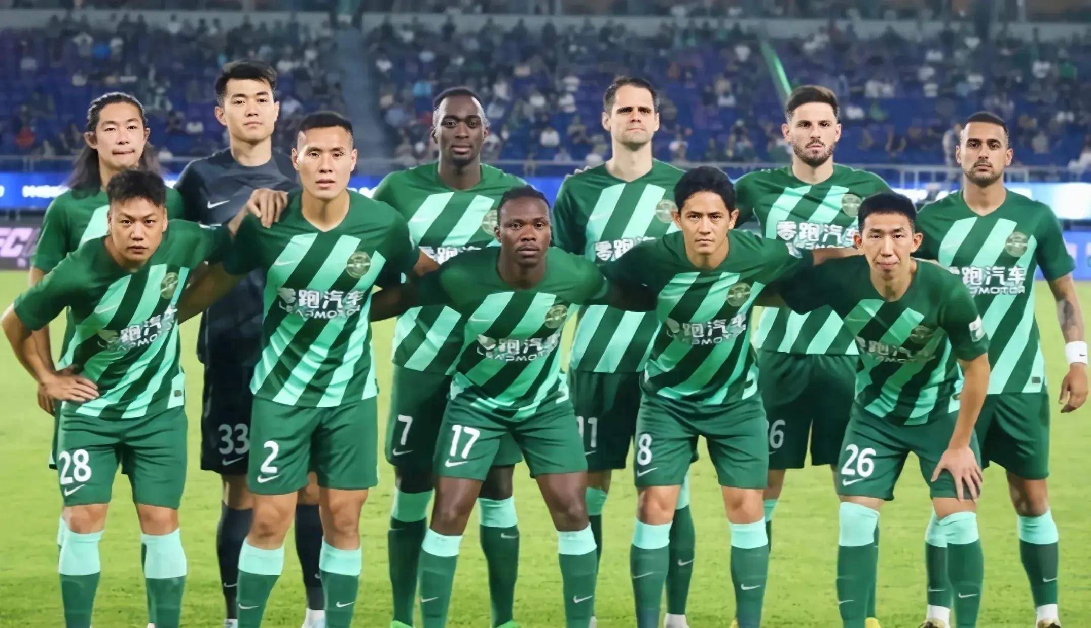 爱游戏-关于赛前亚冠焦点战，西汉姆造点机会，气氛紧张，轮换策略成焦点的信息-爱游戏