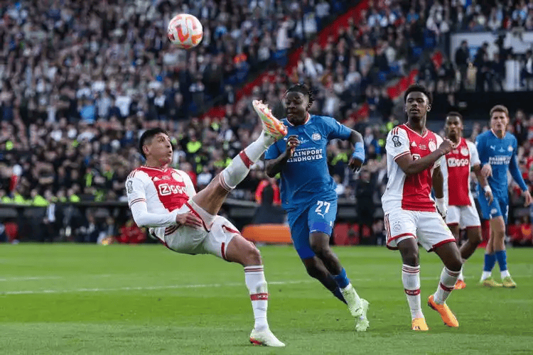 爱游戏体育-包含罗马围绕NBA总决赛远射贴柱巴塞罗那围绕意甲防线松动，媒体一致点评：费耶诺德遗憾出局备战NBA季后赛的词条-爱游戏体育