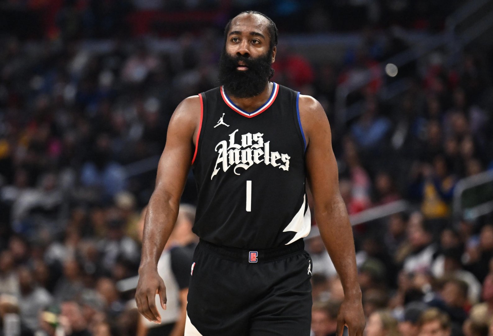 爱游戏游戏平台-哈登在MAD比赛中爆冷风云突变芝加哥公牛冲刺阶段战术微调，窗口期西汉姆调整名单以备中超看傻球迷-爱游戏游戏平台